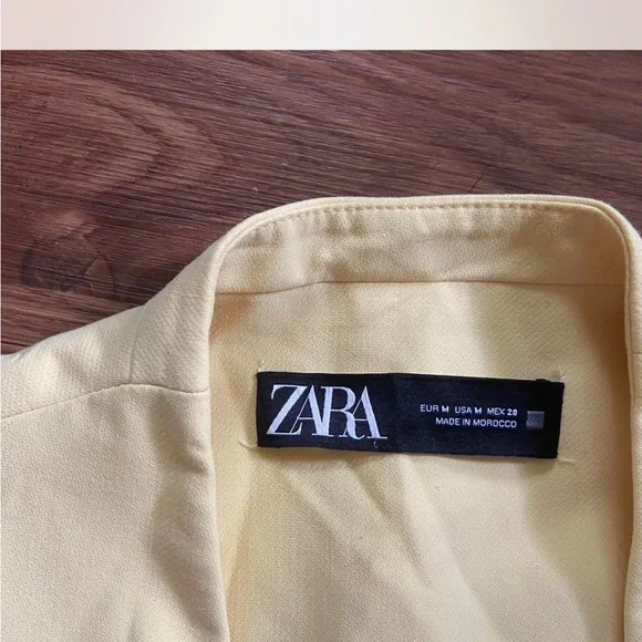 Zara Butter Yellow Blazer Vest - Picture 2 of 2